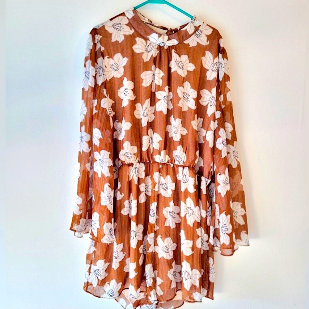 3x brown and white floral romper